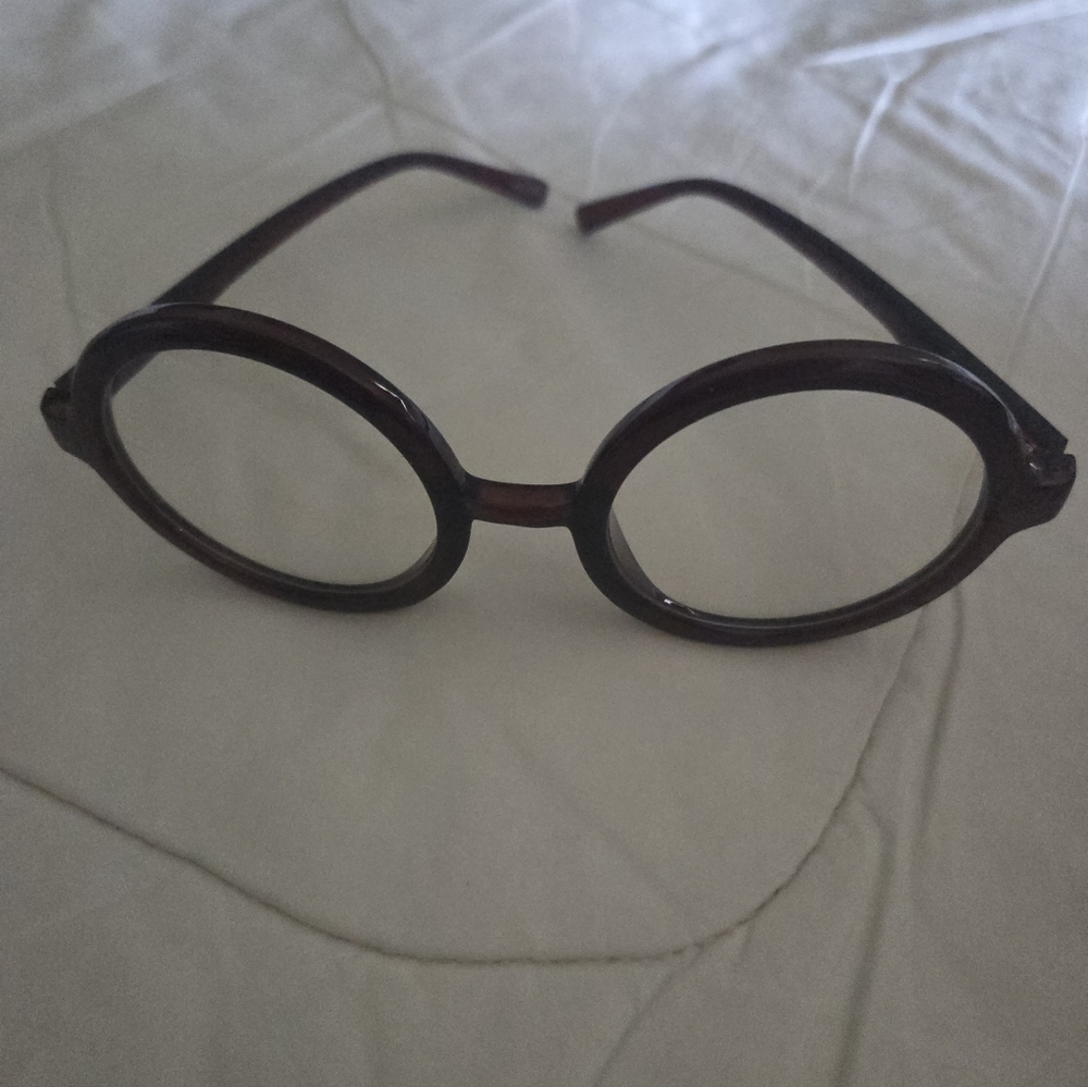 Chic Dark Brown Round Glasses - Picture 3 of 6